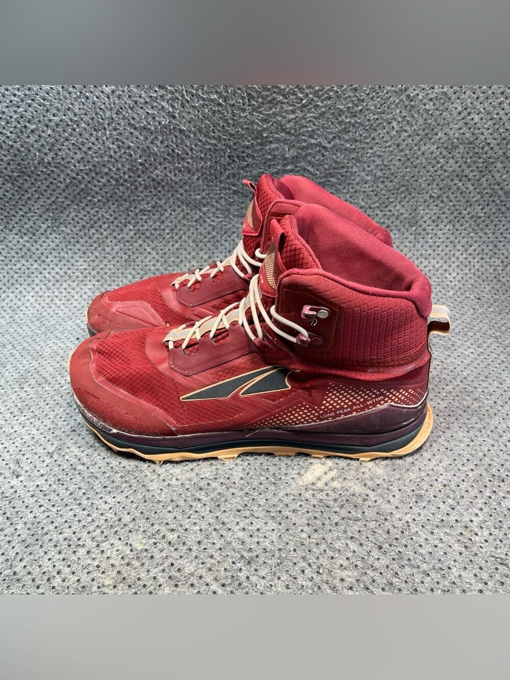 Altra Lone Peak All Weather Mid Hiking Boots Size 11.5 Women’s